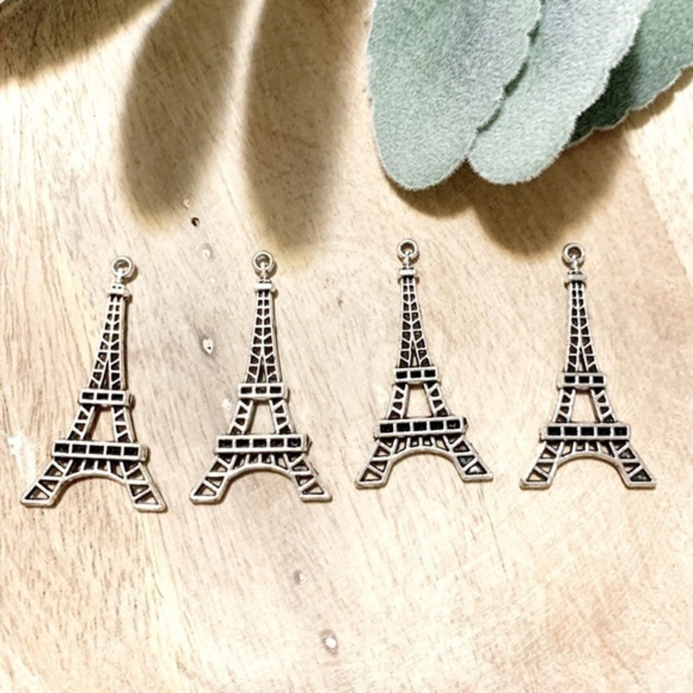 4 pc Eiffel Tower charms